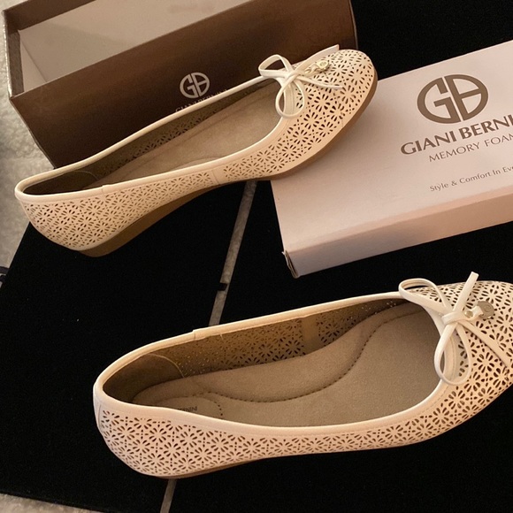 GIANI BERNINI Womens Brown Comfort Perforated Cushioned Aerinn Square Toe Slip On Flats Shoes M main image 1